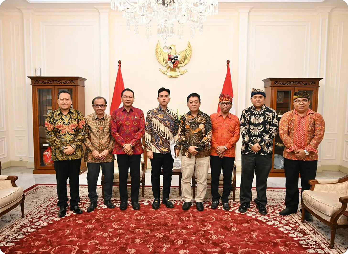 GHBC committee members gathered for a group photograph at the Vice Presidential Palace in Jakarta